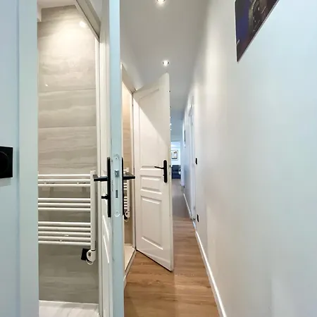 Apartment 102 - Urban Opera Picasso